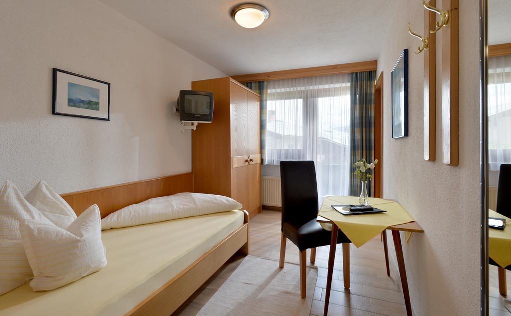 Hotel Theresia Garni 3*